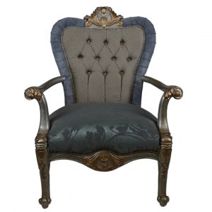 Sophisticated Living Room Chair with Royal Details
